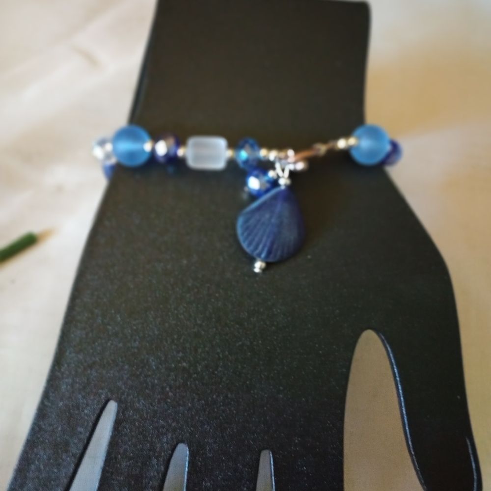 Diana Ingram Bracelet with Mirano Glass Beads Size 8